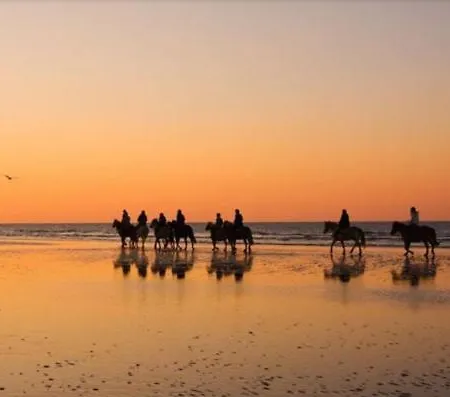 Sunset וילה סן ז'אן דה מון